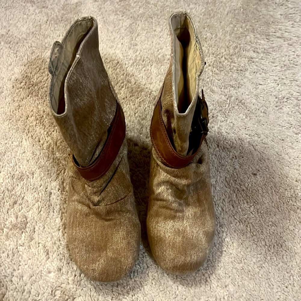 Fall booties🍂🍁🍃 - Picture 2 of 2